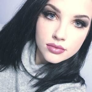 Meet your Posher, Maggie